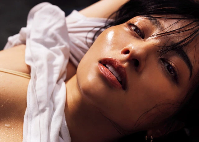 水崎綾女が待望の連ドラ初主演! サレ妻役を完璧に演じる実力派「自分が演じた役は自分じゃない感覚があるんです」